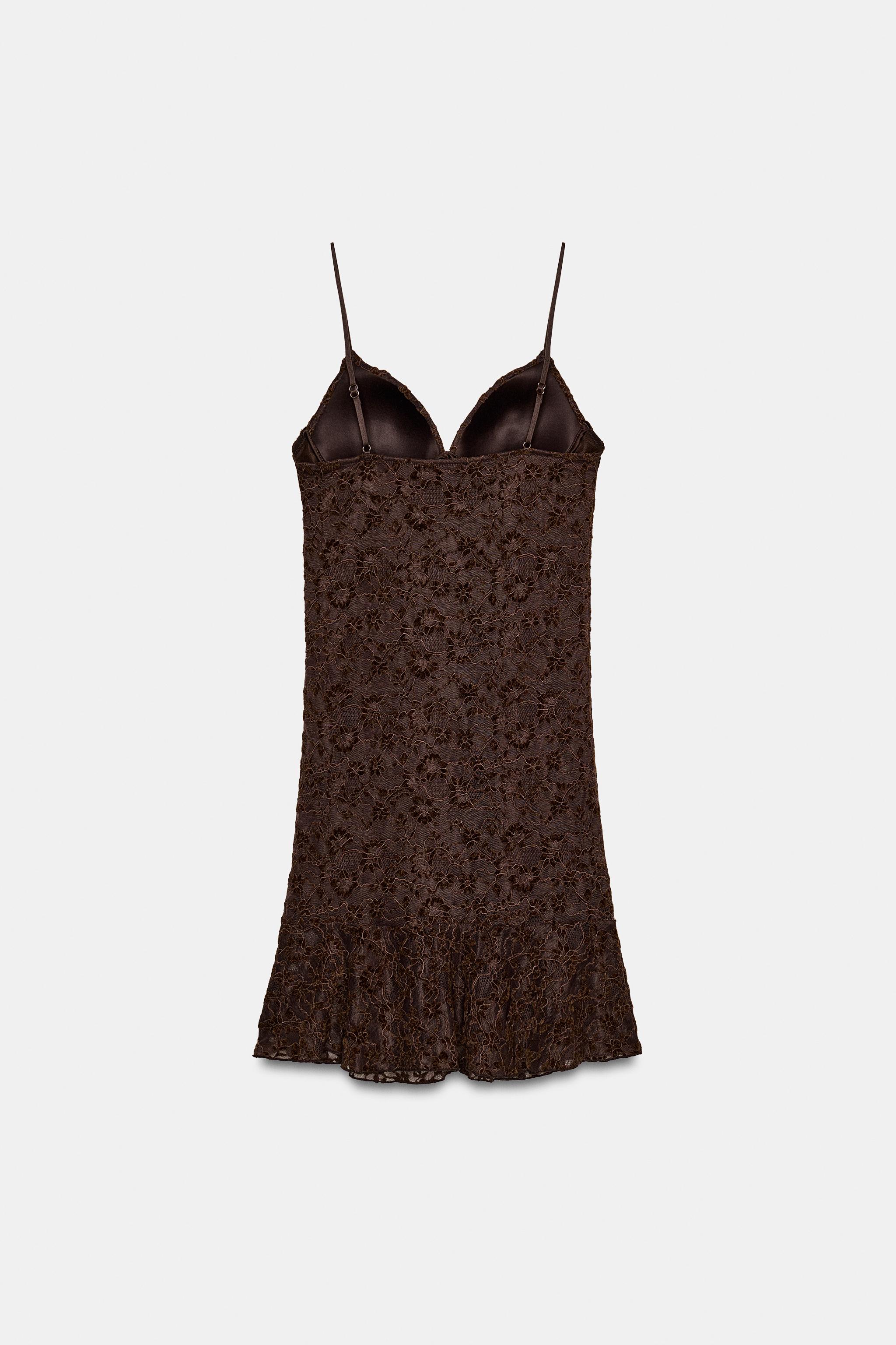 SHORT LACE DRESS